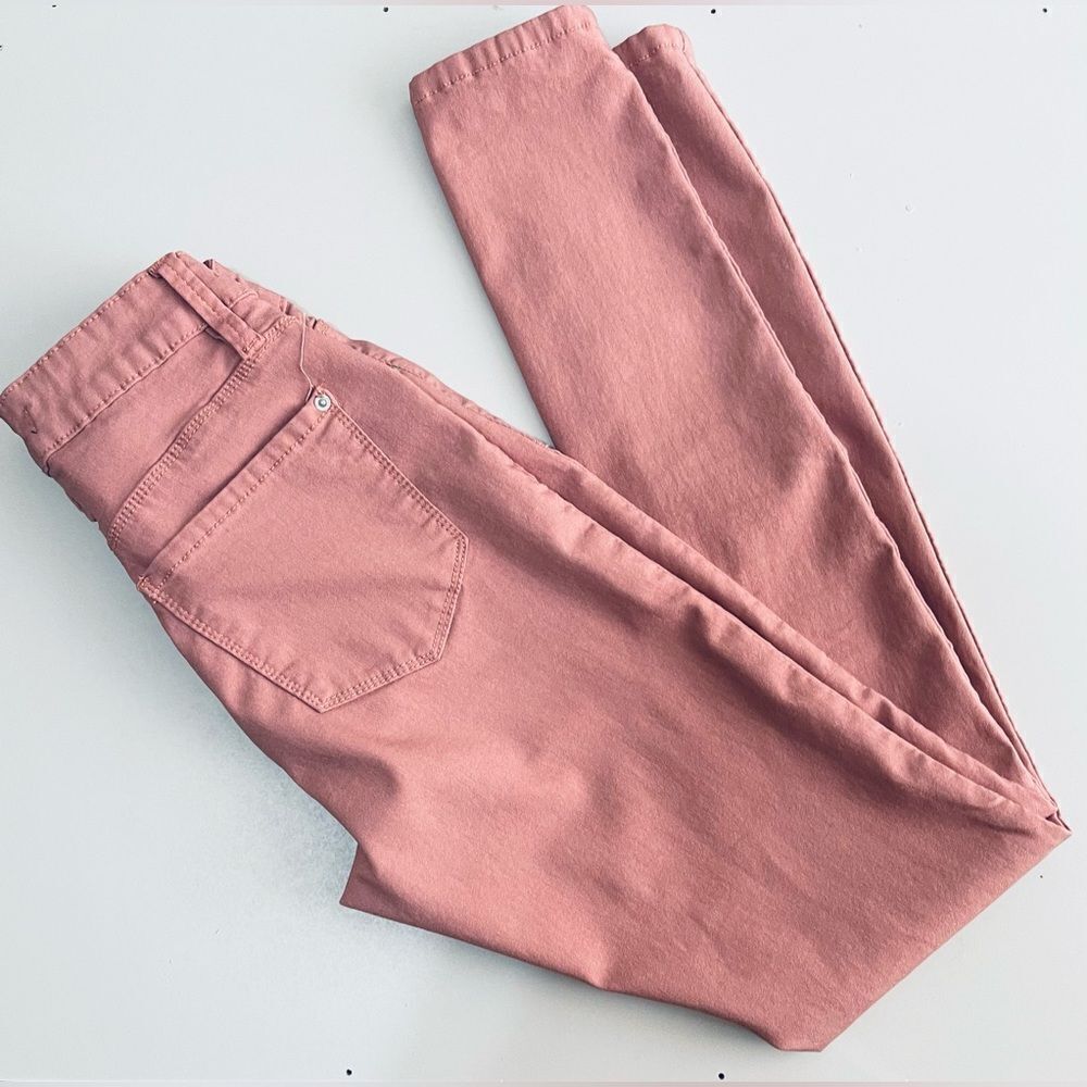 EUC Super cute Rose colored pants by Royalty for me.